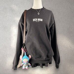 Rich Mom Crewneck Sweatshirt Women’s M Espresso Martini Black Embroidered Cozy
